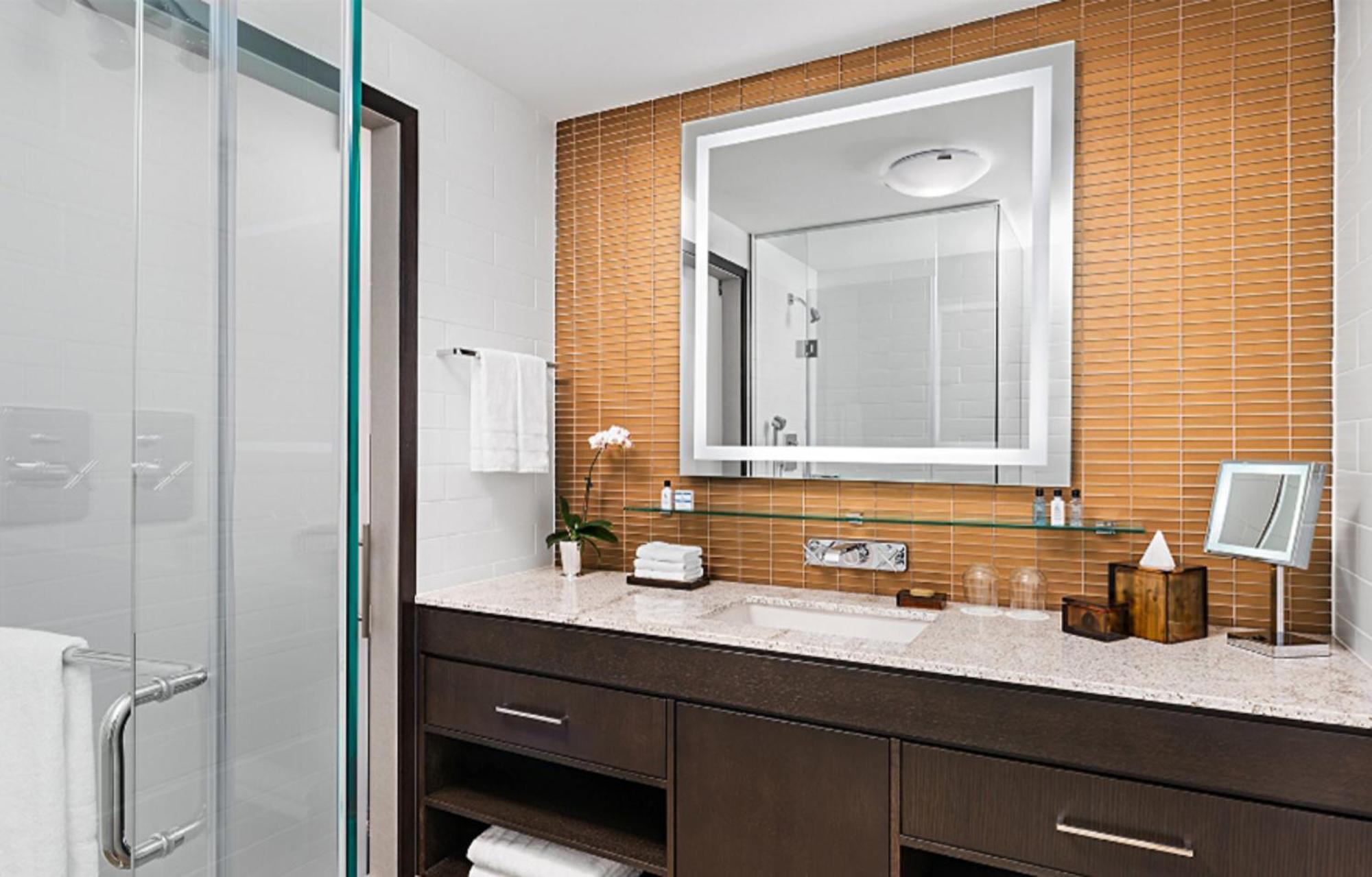 X Toronto, A Destination By Hyatt Toronto